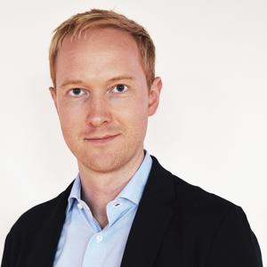 Headshot of Dominic King