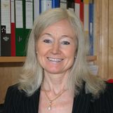 Kay Davies headshot