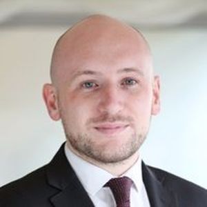 Jonathon Holmes Photo