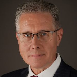 A photo of Gordon Miles