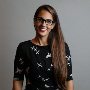 Dr Dominique Allwood