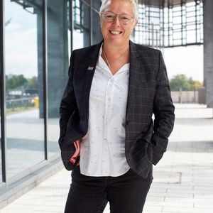 Caroline_Clarke_Picture