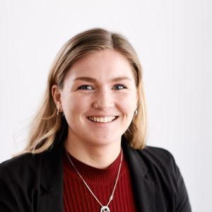 Emma Wills photo
