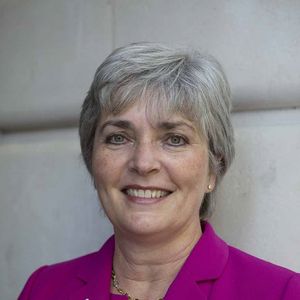 Dr Crystal Oldman
